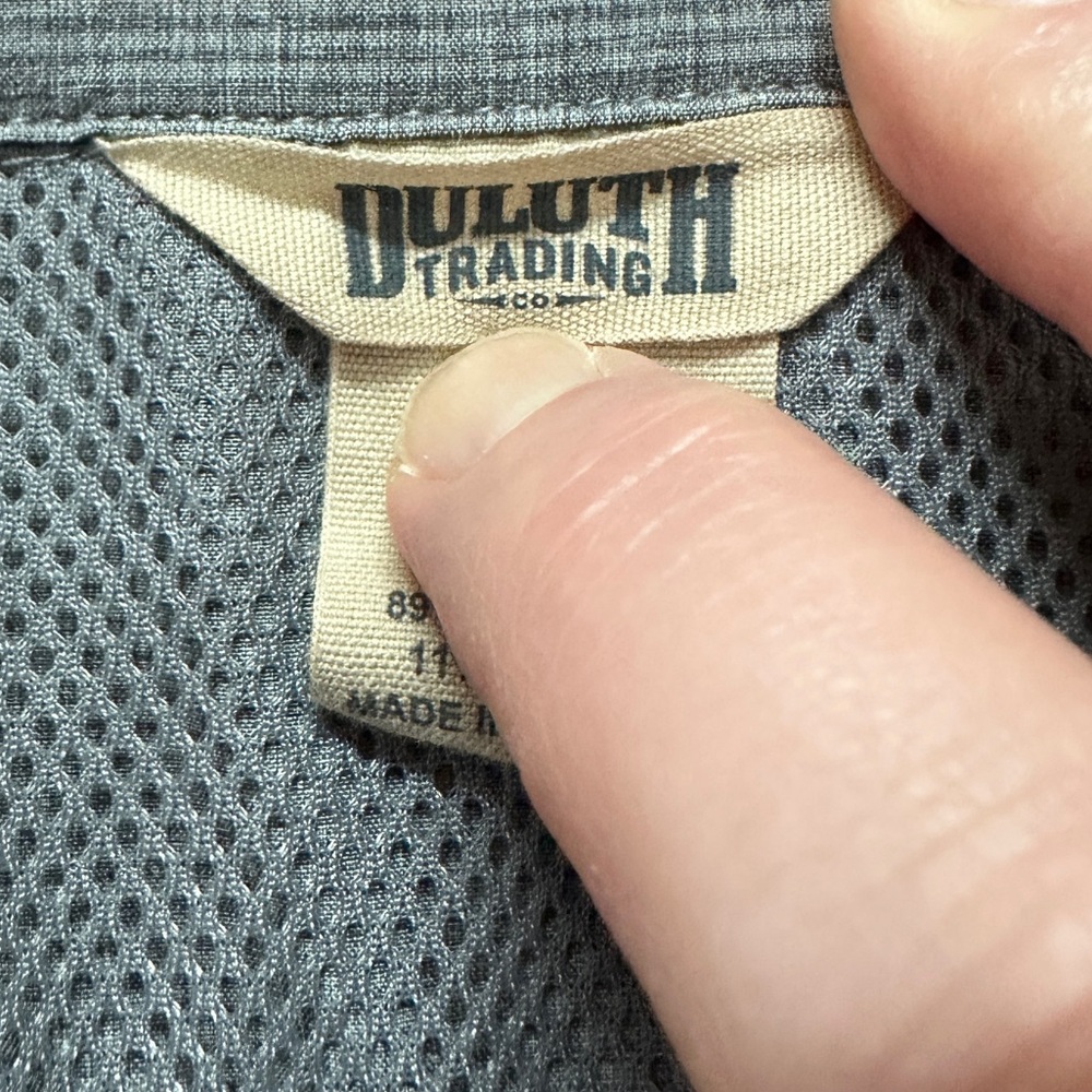 Duluth Trading Sol Survivor Sun Protection Shirt in Gray Stripe, Size Small - Picture 3 of 12